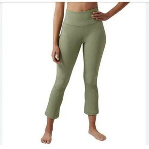 ATHLETA YOGA PANTS CROPPED FLARED